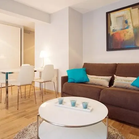 דירה Montmartre Abbesses-artist Village פריז