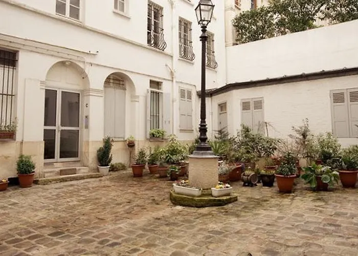 Montmartre Abbesses-artist Village Apartmán *